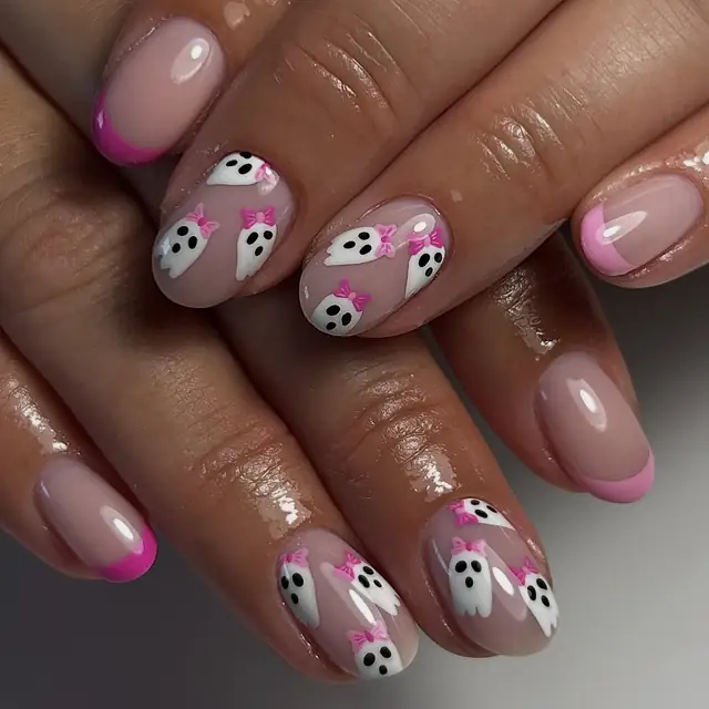 Ghost nail design from DOYtDy7jmPXMick - Nail Artist.jpg
