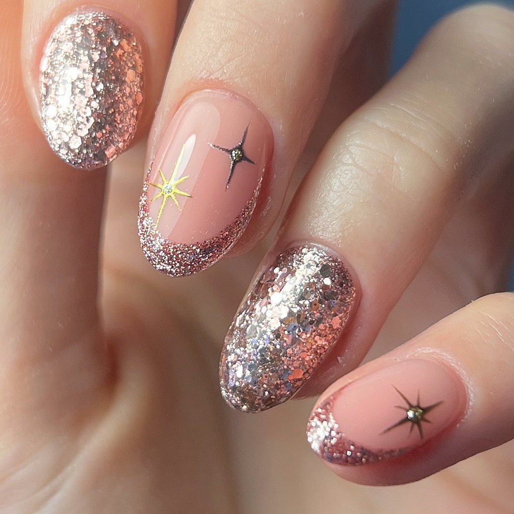 DBhB6ODMJi5Nails By Imogen.jpg