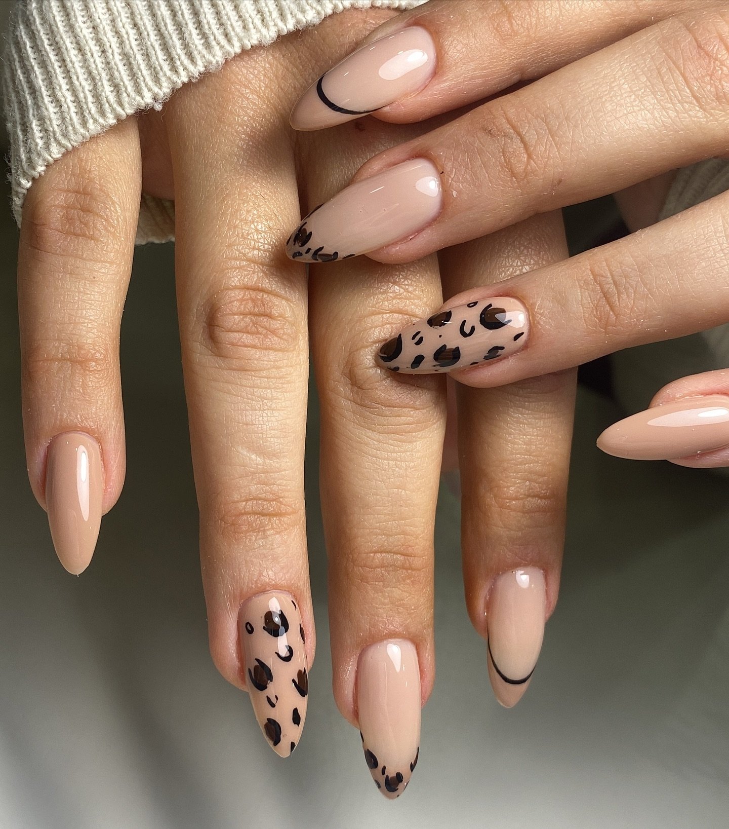 White French Leopard Short Nails