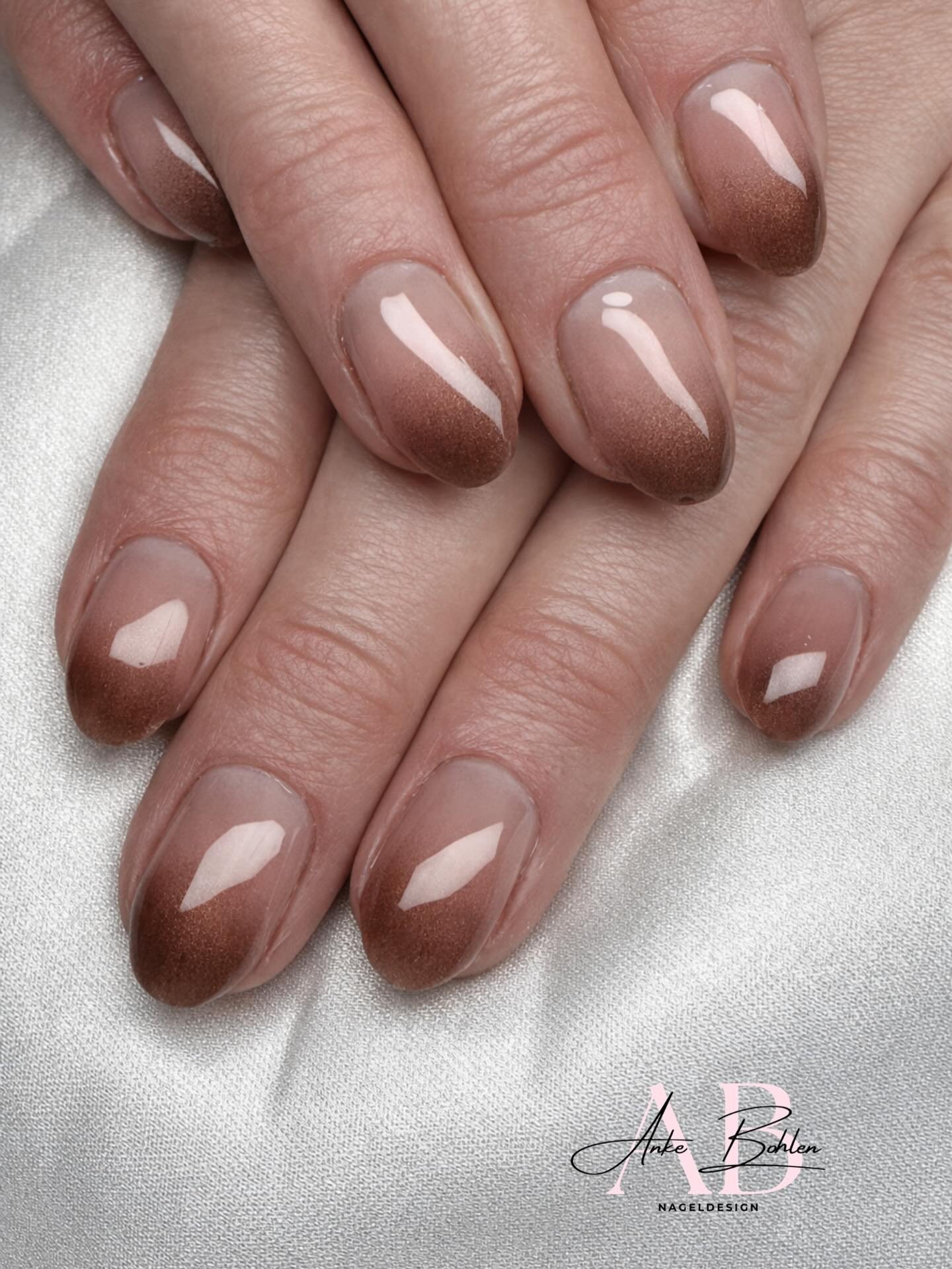 Short Nude Nails with Brown French Tips