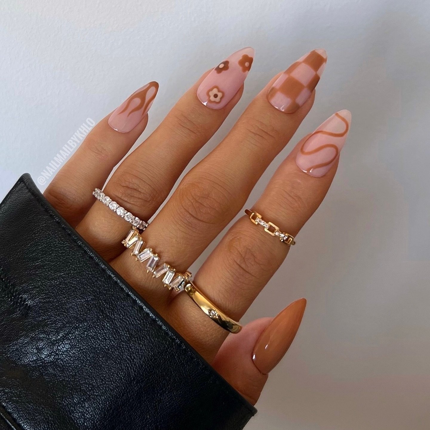 Peachy Nude Almond Nails with Abstract Autumn Details