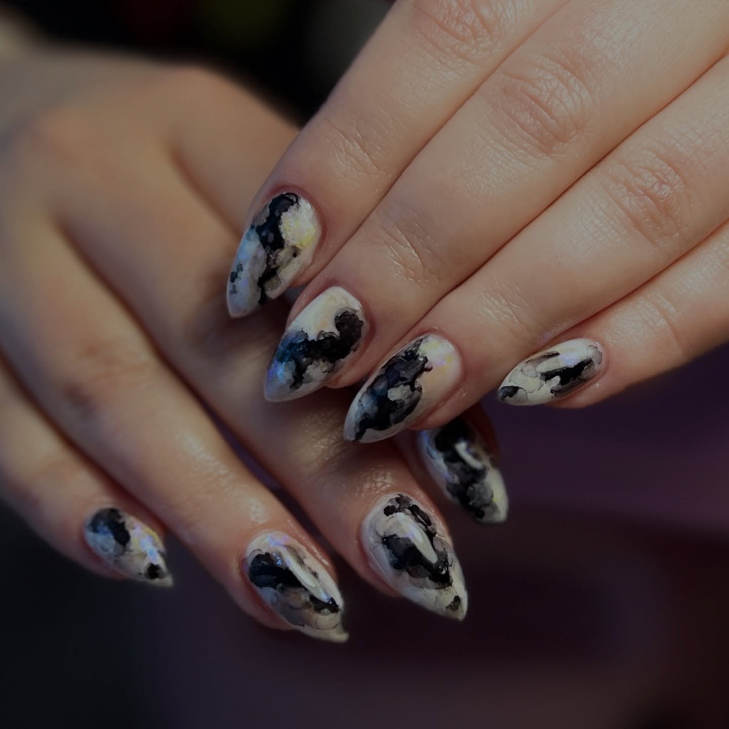 Short Square Nails with Pale Purple and White Marble