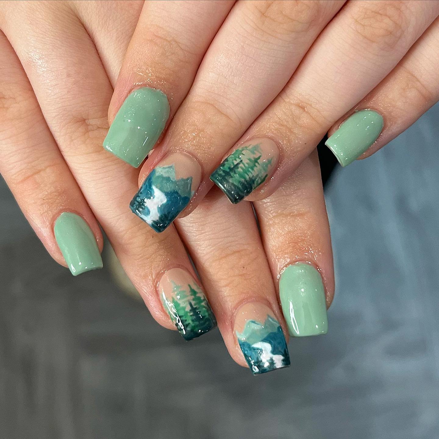 Mint Green Nails with Blue-Green Botanical Accents — CnXe6ShNFjk.jpg