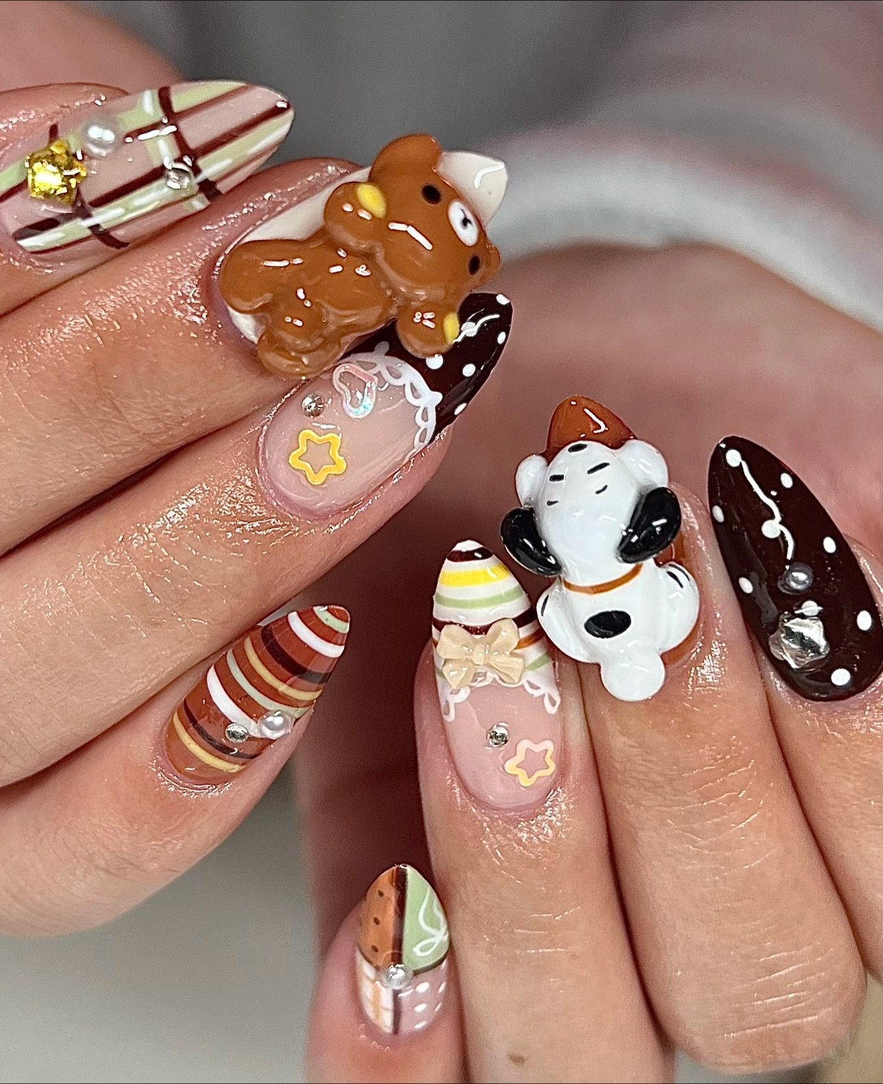 Autumn Brown Nail Art with Character and Gold Details