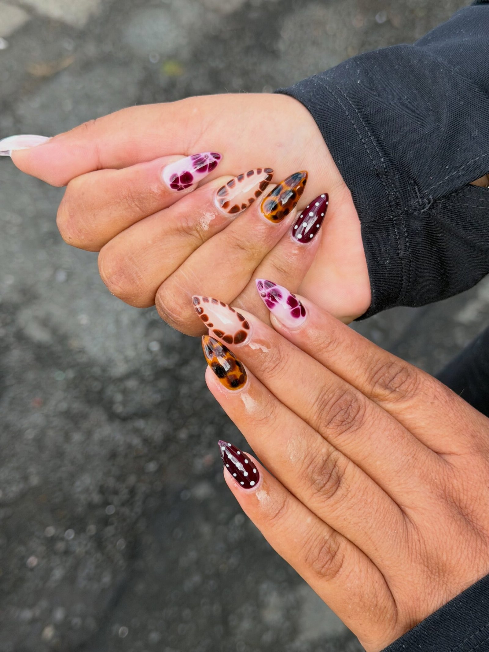 Nude Almond Nails with Tortoiseshell and Gold Accents