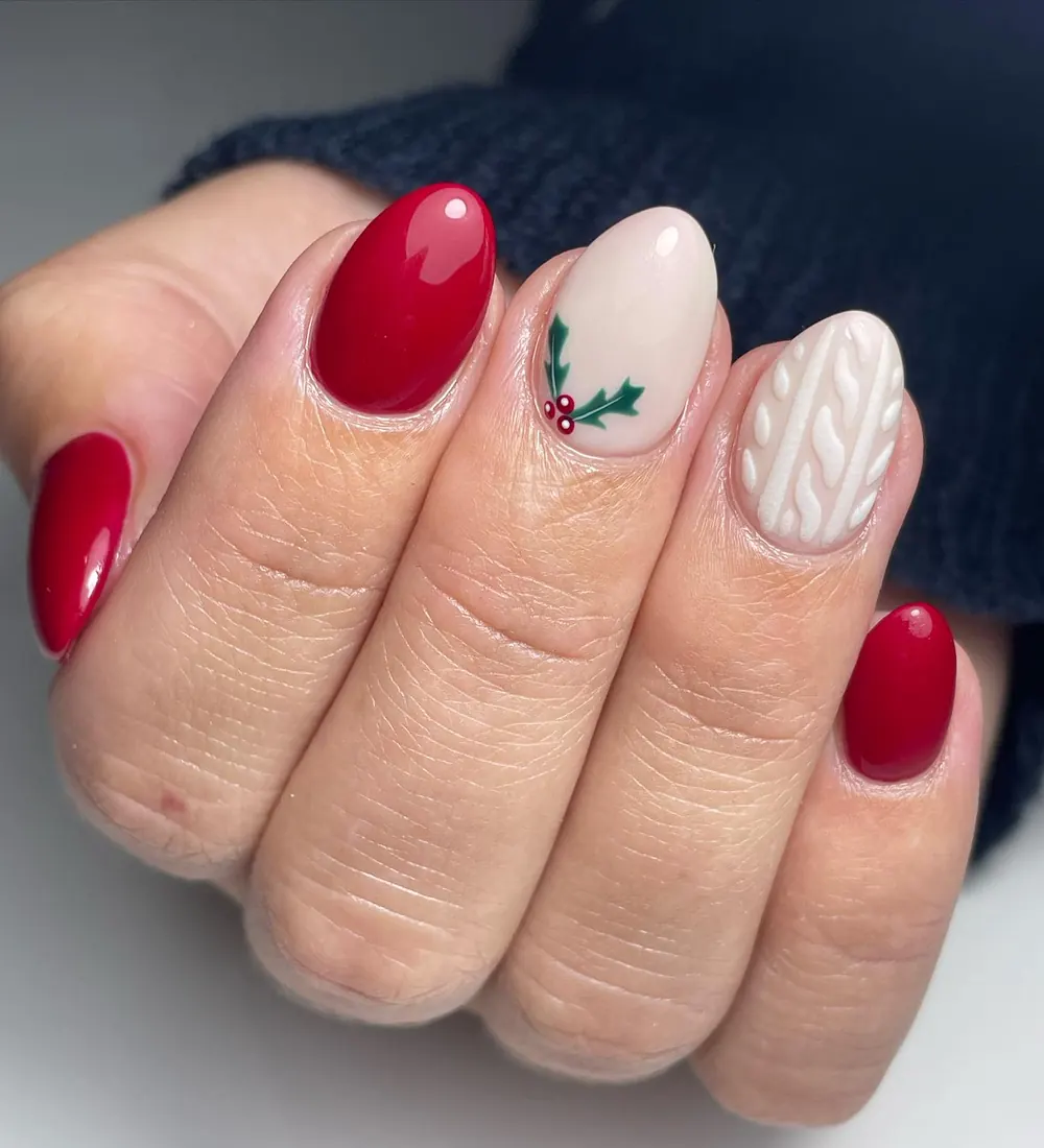 DDC7-2QMQM-Nails by Stacey Griffiths.jpg