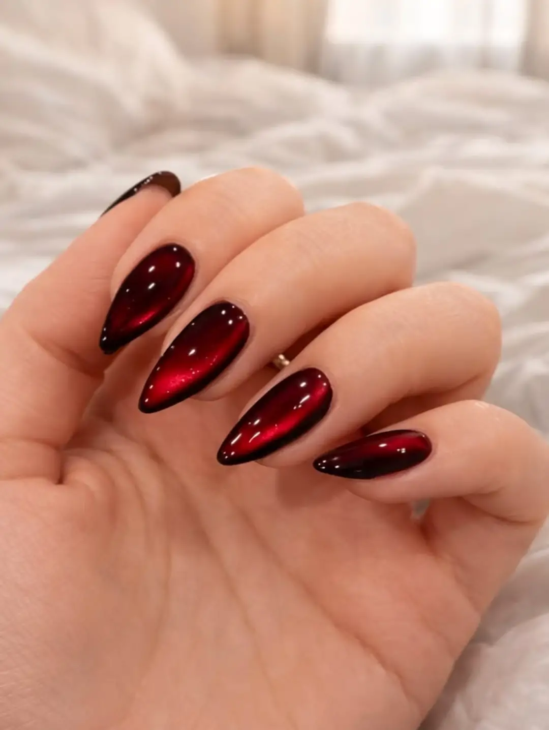 Dbd0M7DGLVPPinch of Glam.4