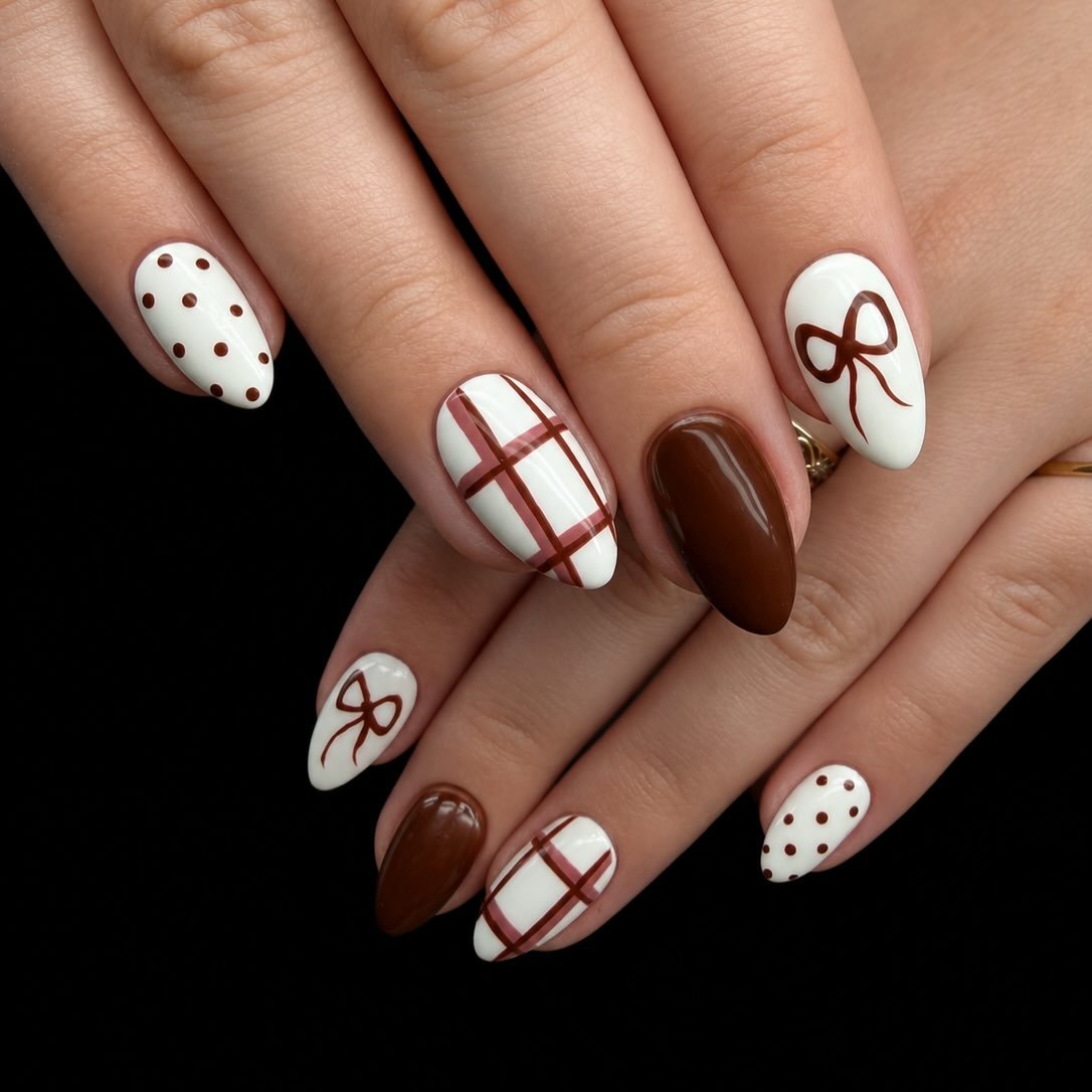 DZeqMrVxHkEThe Beauty Studio -AU.jpg