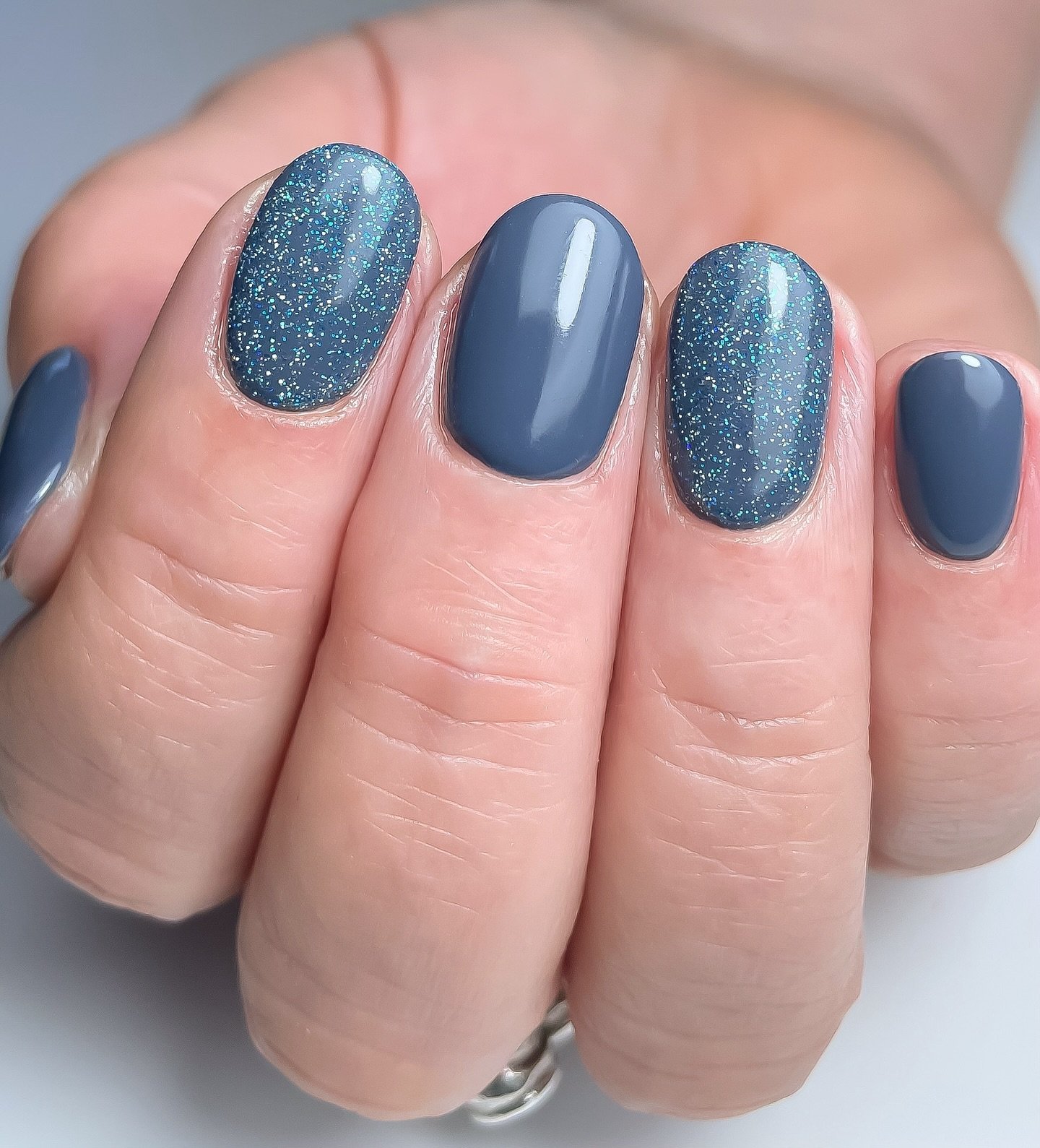 DCzP1cKMYobSarah Nail Artist & Pedicurist Educator Chippenham.jpg