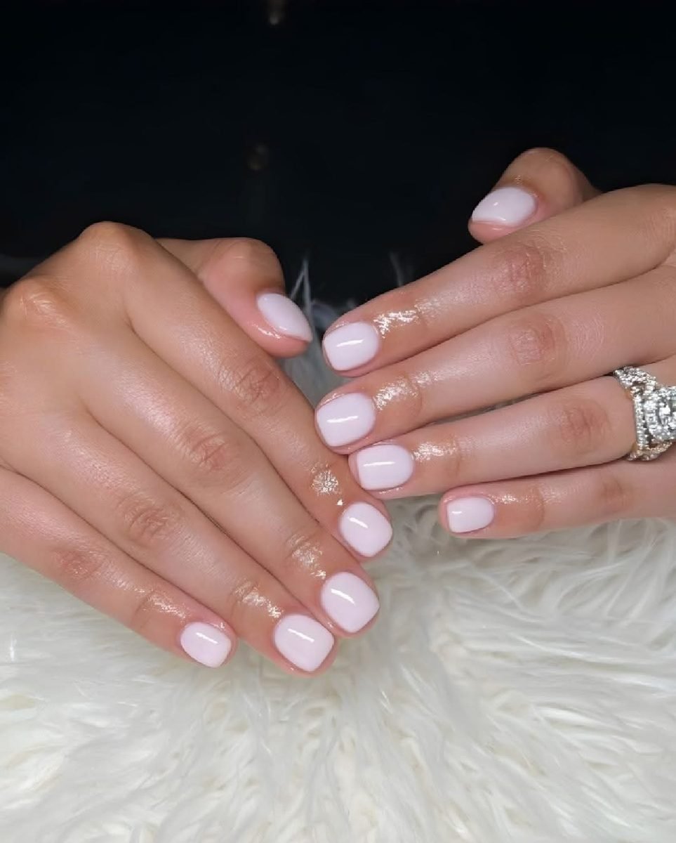 Glossy Pale Pink Short Nails