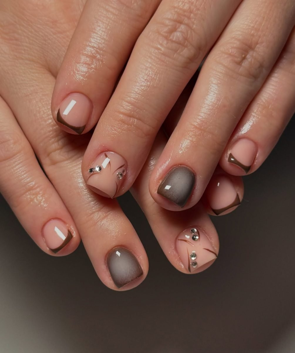 Taupe Short Nails with Minimal Metallic Details