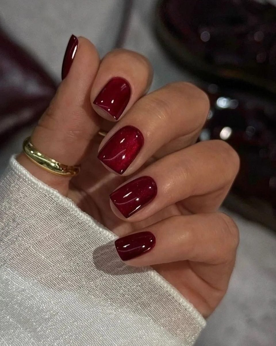 Glossy Deep Burgundy Short Nails