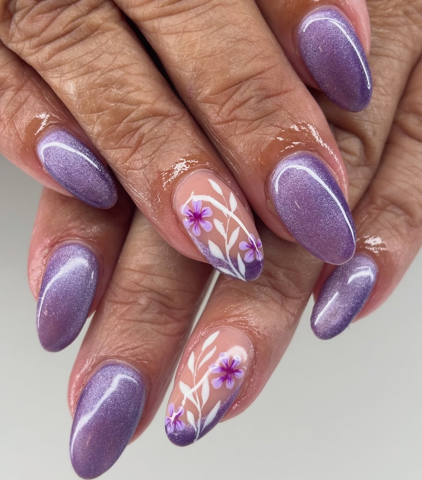 DXzeqrogpHrMillou Nails, Beauty & Training.jpg