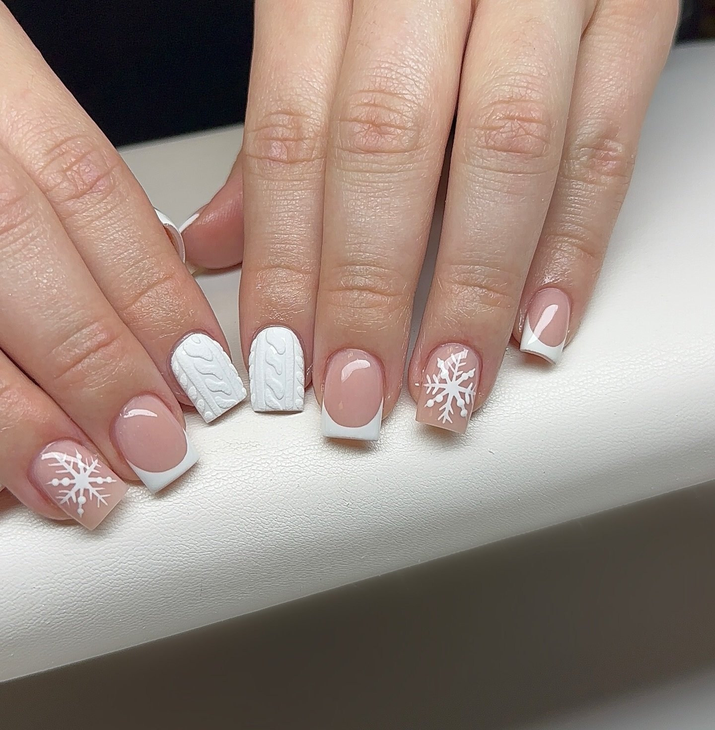 C1Hk5yMOWBbRI Nail Tech Acrylic Gel Nail Inspo.jpg
