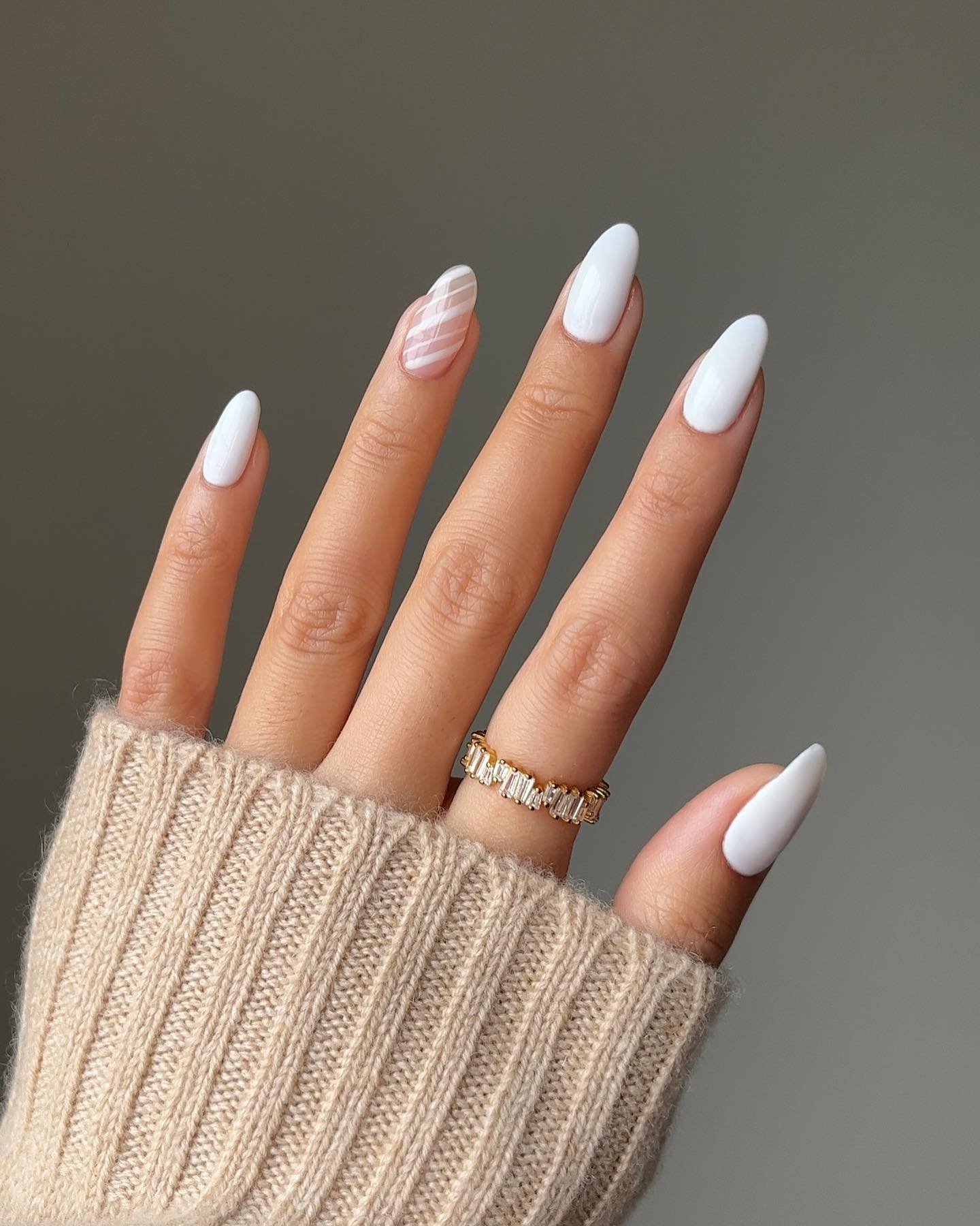 CmZbBBlMBu9Alison nailsbyalsn.jpg