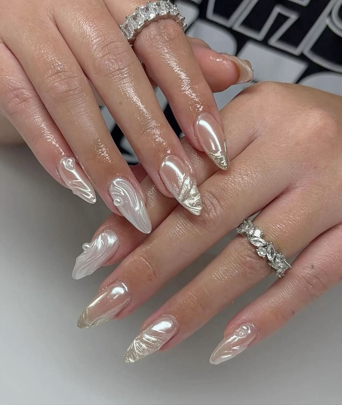 DS5N6K1FqbFLaNoir Nail Bar Woodbury.jpg