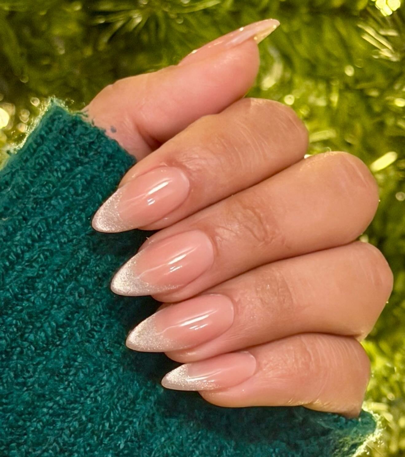 DRd-KSJkZi8Nails by IG.jpg