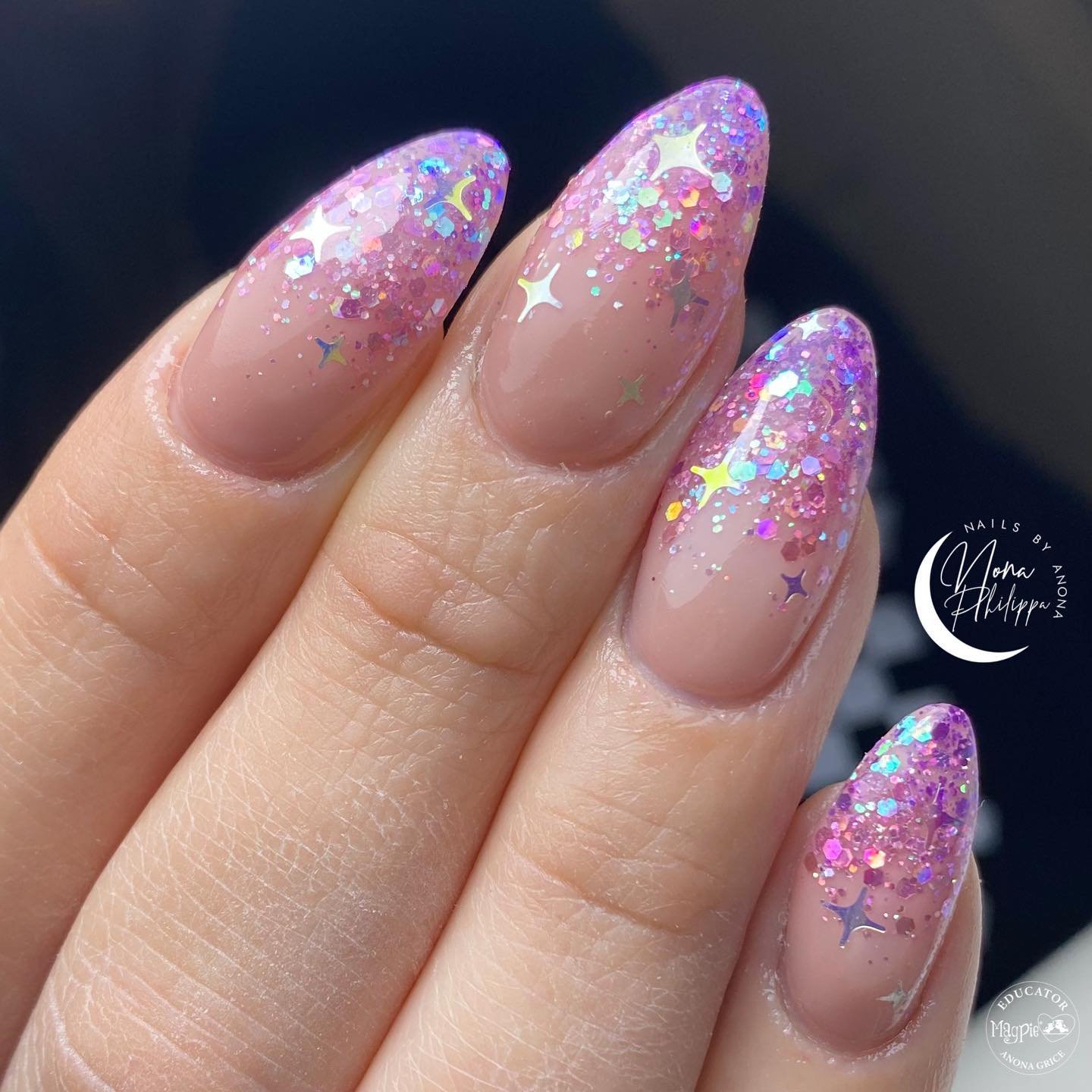 Cce-bZyKLmyAnona Nail Artist Chalfont Educator.jpg